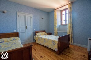 2 bedrooms, free WiFi