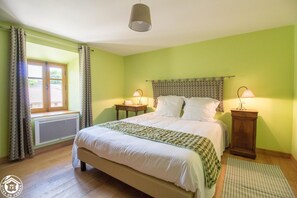 5 bedrooms, free WiFi