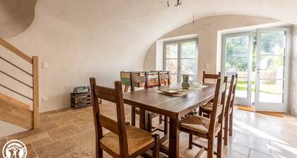 Le Cuvage - SAINT SATURNIN