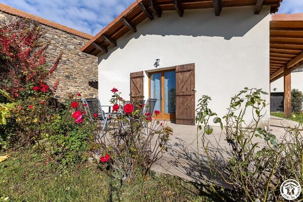 Terrace/patio - Les Lilas de Sagheat (APCHAT)