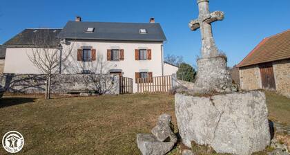 PresbytĂšre - LA CELLE - GĂźte