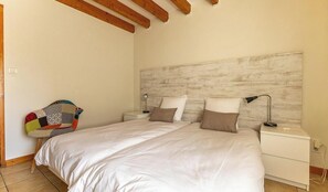 6 bedrooms, free WiFi