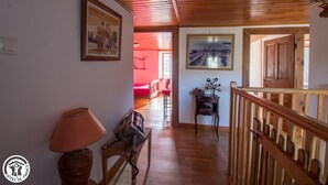 Interior - La Chaumière - Saint-antheme (SAINT ANTHEME)