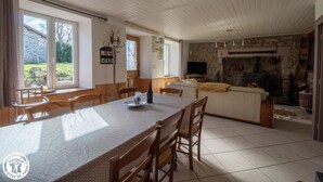 Dining - La Chaumière - Saint-antheme (SAINT ANTHEME)