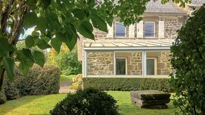 Property grounds - Chez Manou - Vernines (VERNINES)
