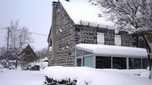 Exterior - Chez Manou - Vernines (VERNINES)