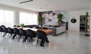 Living area - YalaRent mountainside luxury properties with Private Pool (Eilat)