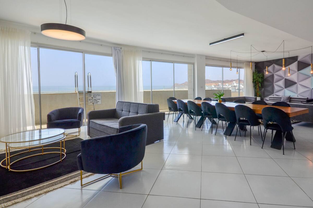 Penthouse | Living area