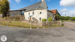 Exterior - Gîte du Coudy - Gelles (GELLES)
