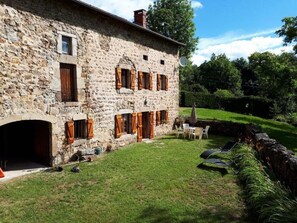 Outdoor dining - Chez Constant - Saint-romain (SAINT-ROMAIN)