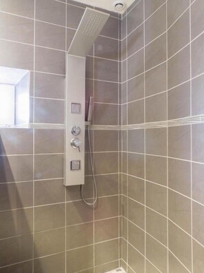 Dusche