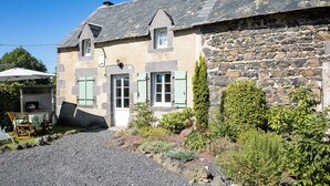 Exterior - Chez Antoine - Olby - Gîte (OLBY)