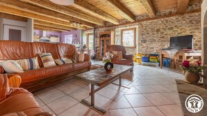 Living area - Chez Boivin - Larodde (LARODDE)