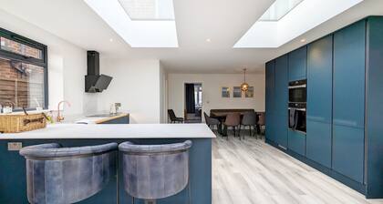 Malthouse Cottage - a family house that sleeps 6 guests in 3 bedrooms