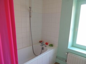 Bathtub