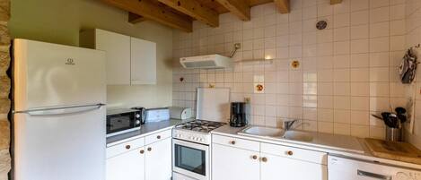 Fridge, microwave, oven, dishwasher
