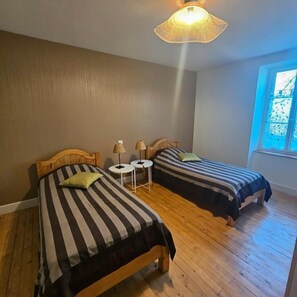 4 Schlafzimmer, kostenloses WLAN