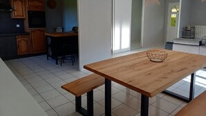 Dining - Gîte des Mésanges - Nebouzat (NEBOUZAT)