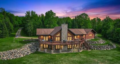 Escape to Wild River Retreat!
