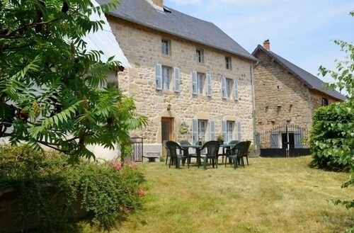 Chez Bourrefine - LE Montel-de-gelat