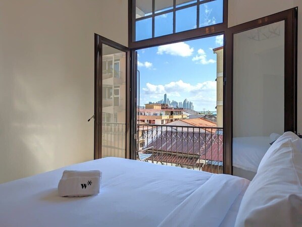 1 chambre, fer et planche à repasser, Wi-Fi, literie fournie