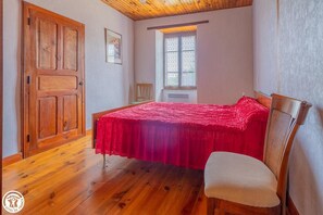 3 bedrooms