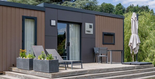 Terrace/patio - Les Gîtes du Lac Chambon - 4 (CHAMBON SUR LAC)