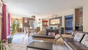Living area - Le Marly - Saint Genes Champanelle (SAINT GENES CHAMPANELLE)