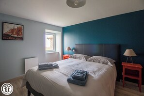 3 室のベッドルーム、WiFi (無料)