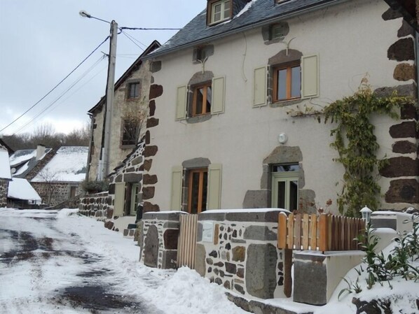 Exterior - La Salamandre - Saint-victor-la-riviere (SAINT-VICTOR-LA-RIVIERE)