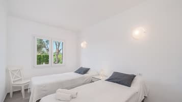 4 多间卧室、熨斗/熨衣板、免费 WiFi、床单