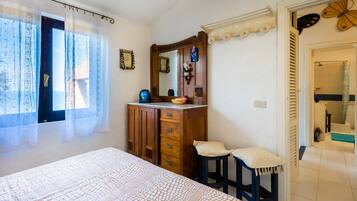 2 camere, ferro/asse da stiro, Wi-Fi gratuito, lenzuola