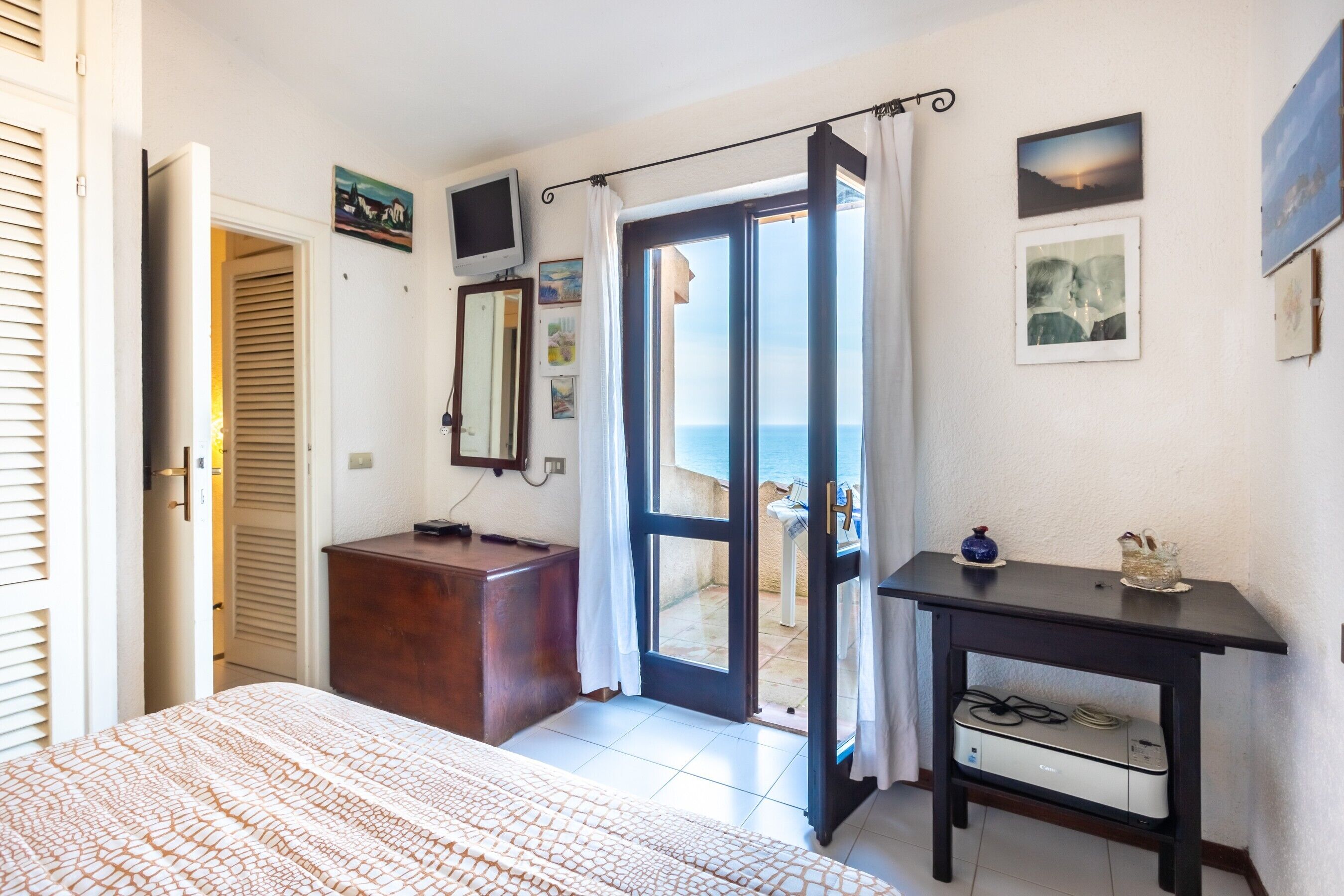 2 camere, ferro/asse da stiro, Wi-Fi gratuito, lenzuola