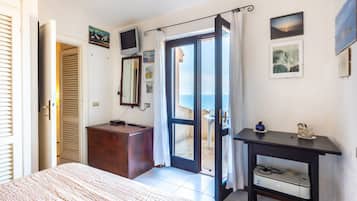 2 camere, ferro/asse da stiro, Wi-Fi gratuito, lenzuola