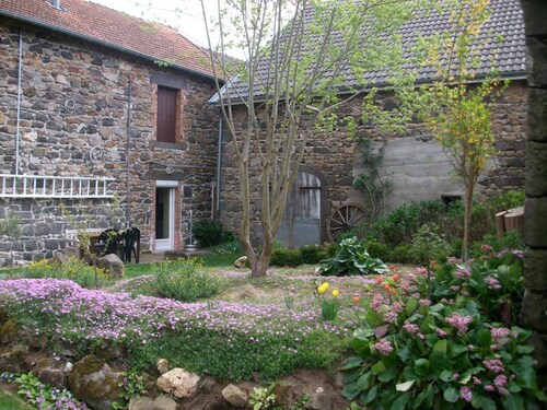 Les Canaillous - CHARBONNIERES LES VARENNES