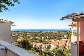 Property grounds - Apartment "Lefkothea 5" with Sea View, Balcony & Wi-Fi (Lefkada)