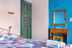 1 bedroom, free WiFi, bed sheets