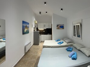 4 camere, ferro/asse da stiro, Wi-Fi gratuito, lenzuola