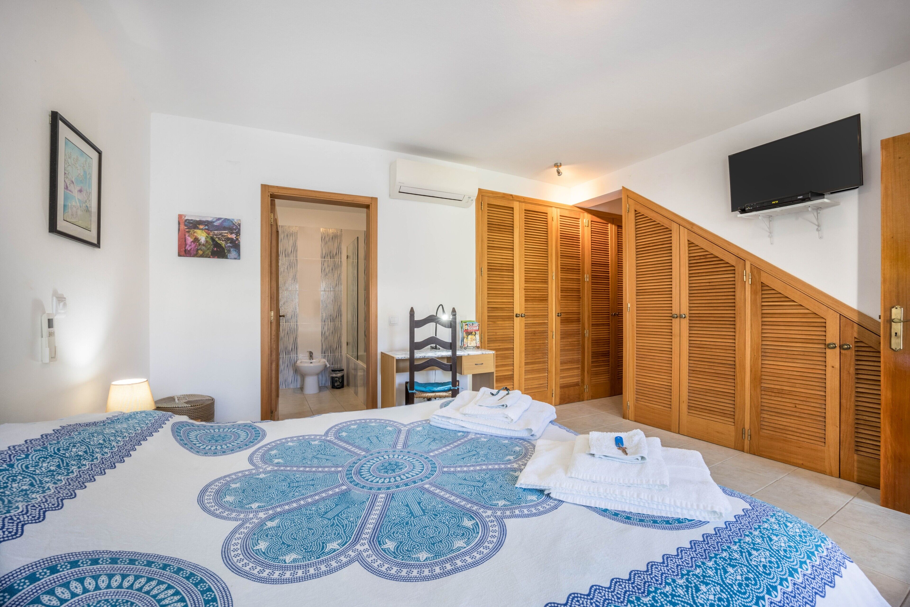 1 bedroom, free WiFi, bed sheets