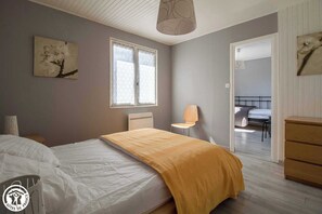 2 bedrooms