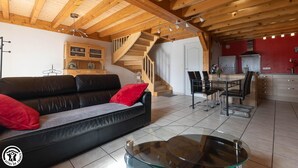 TV - Le Clos des Fées - SAINT SULPICE (SAINT SULPICE)