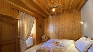 3 bedrooms, WiFi (free)