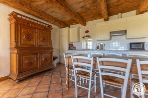 Dining - Le Gîte de la Chaleille (TAUVES)