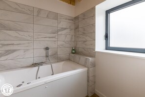 Bathtub