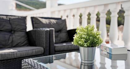 Vacation Home "Siam Park Loft" with Mountain View, Private Terrace & Wi-Fi