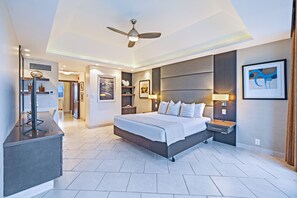 1 dormitori, escriptori, planxa i posts de planxar i wifi gratuïta 