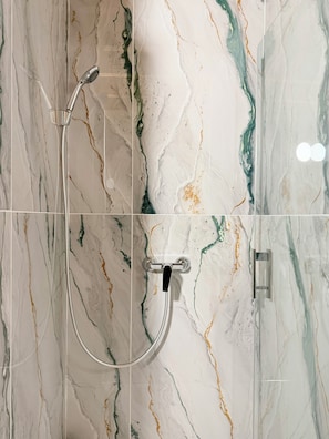 Bathroom - Domaine du Cellier de la Couronne (Sezanne)