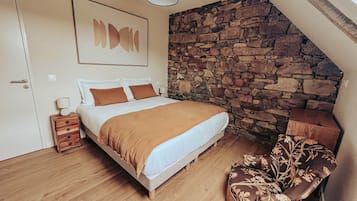 1 bedroom, iron/ironing board, free WiFi
