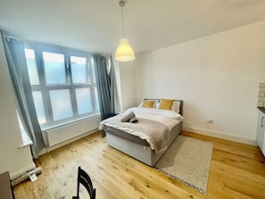1 bedroom, desk, WiFi, bed sheets