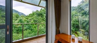 Leshanshui Holiday Hotel